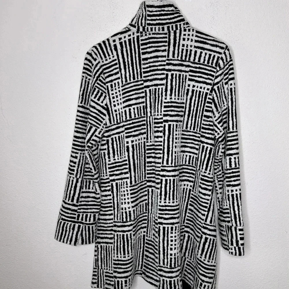 Damee ruffle collar swing coat/jacket/blazer size medium - Picture 2 of 7